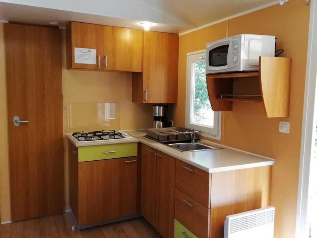 Camping - Piscine - Ccbaieb Montjoie-en-Couserans Bagian luar foto