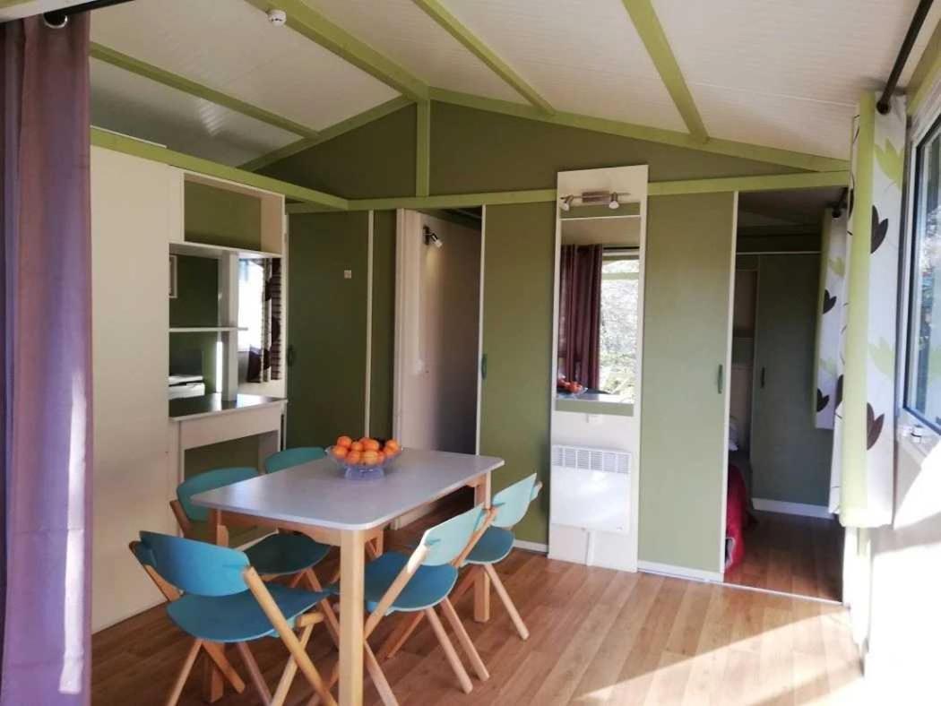 Camping - Piscine - Ccbaieb Montjoie-en-Couserans Bagian luar foto